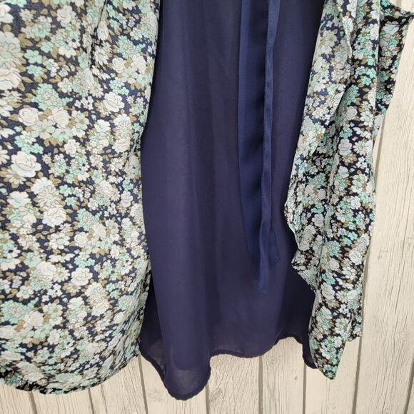 SOHO Jeans New York & Company Floral Top XS - Picture 5 of 11
